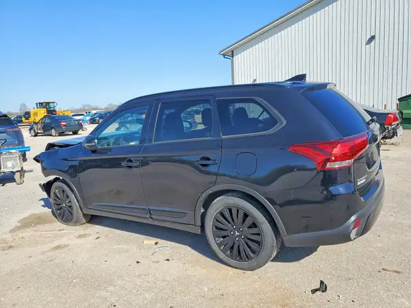 JA4AD3A36LZ030715 2020 MITSUBISHI OUTLANDER - Image 2