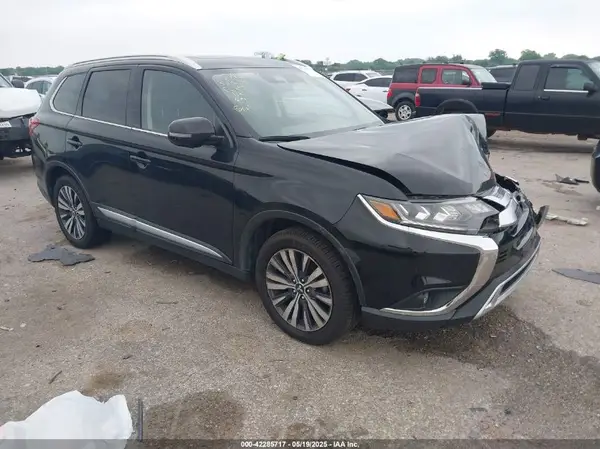 JA4AD3A36LZ046736 2020 MITSUBISHI OUTLANDER - Image 1