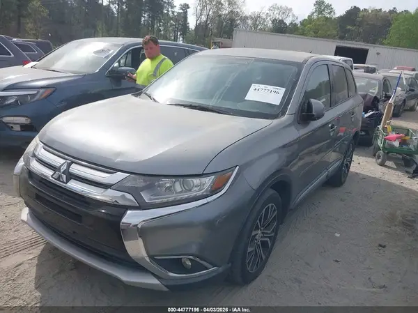 JA4AD3A37GZ007532 2016 MITSUBISHI OUTLANDER - Image 2