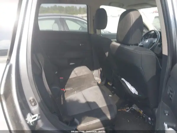 JA4AD3A37GZ007532 2016 MITSUBISHI OUTLANDER - Image 8