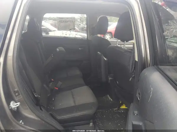 JA4AD3A37GZ013606 2016 MITSUBISHI OUTLANDER - Image 8
