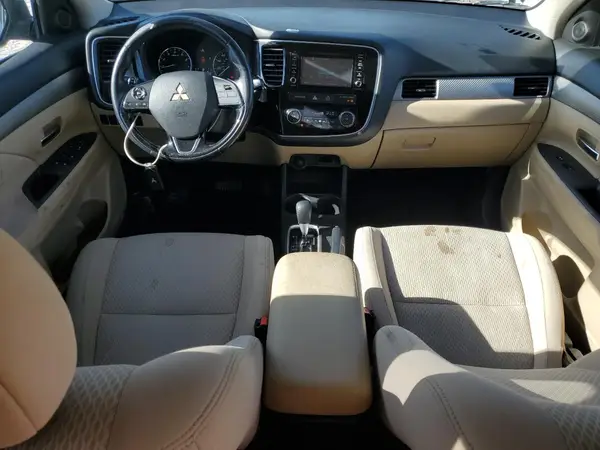 JA4AD3A37GZ018398 2016 MITSUBISHI OUTLANDER - Image 8