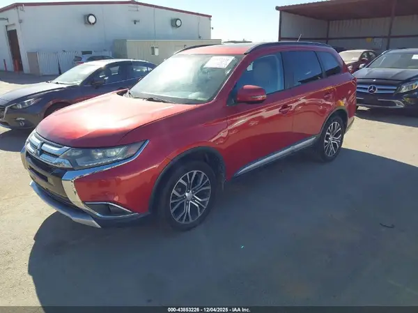 JA4AD3A37GZ023021 2016 MITSUBISHI OUTLANDER - Image 2