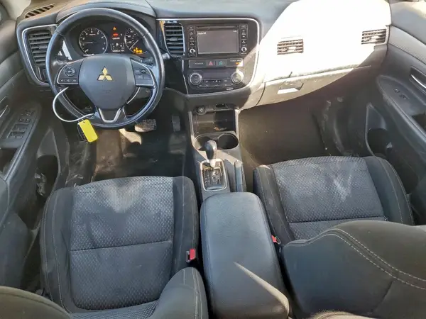 JA4AD3A37GZ027246 2016 MITSUBISHI OUTLANDER - Image 8
