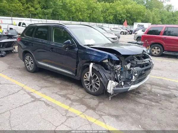 JA4AD3A37GZ037372 2016 MITSUBISHI OUTLANDER - Image 1