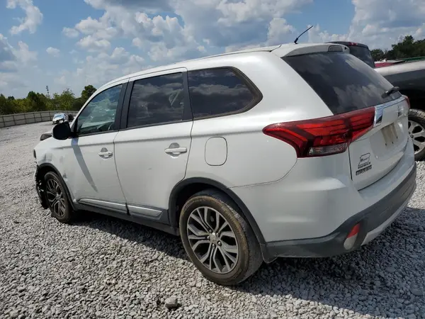 JA4AD3A37GZ043172 2016 MITSUBISHI OUTLANDER - Image 2