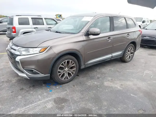 JA4AD3A37GZ043768 2016 MITSUBISHI OUTLANDER - Image 2