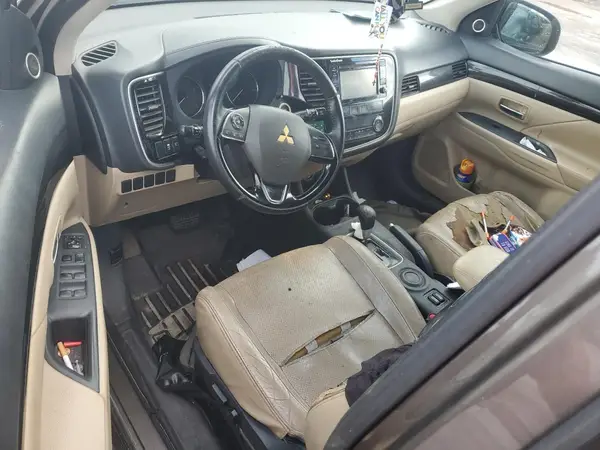 JA4AD3A37GZ045181 2016 MITSUBISHI OUTLANDER - Image 8