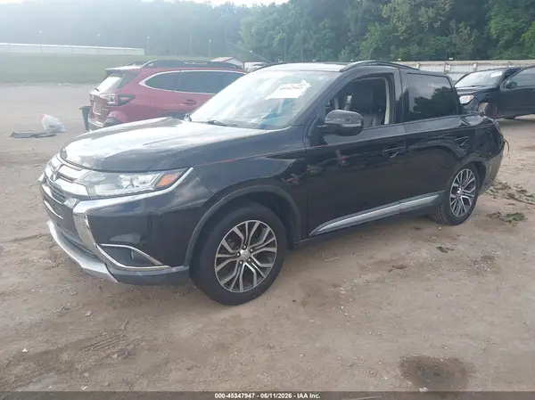 JA4AD3A37GZ061705 2016 MITSUBISHI OUTLANDER - Image 2