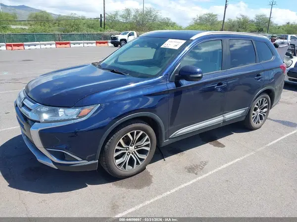 JA4AD3A37GZ061946 2016 MITSUBISHI OUTLANDER - Image 2
