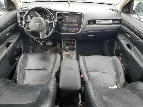 JA4AD3A37GZ062515 2016 MITSUBISHI OUTLANDER - Image 8