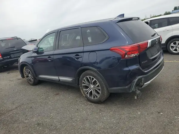 JA4AD3A37HZ024414 2017 MITSUBISHI OUTLANDER - Image 2