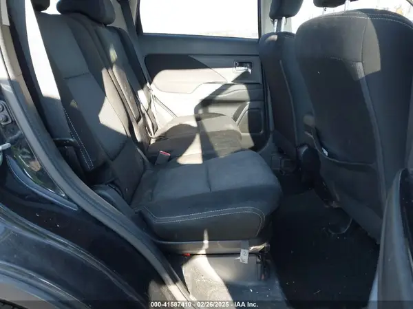 JA4AD3A37HZ046686 2017 MITSUBISHI OUTLANDER - Image 8