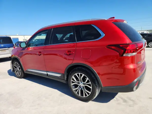 JA4AD3A37HZ066016 2017 MITSUBISHI OUTLANDER - Image 2