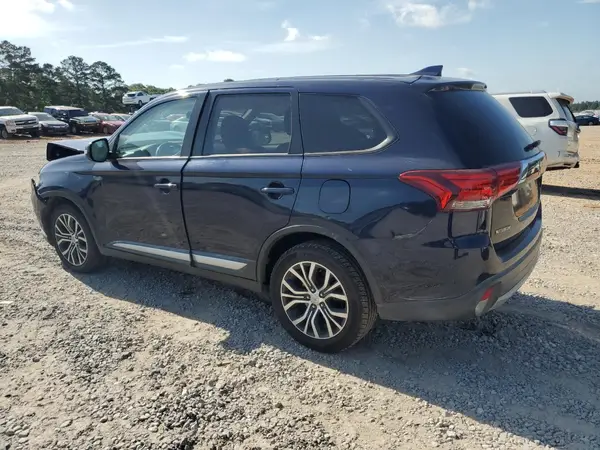 JA4AD3A37JJ000957 2018 MITSUBISHI OUTLANDER - Image 2