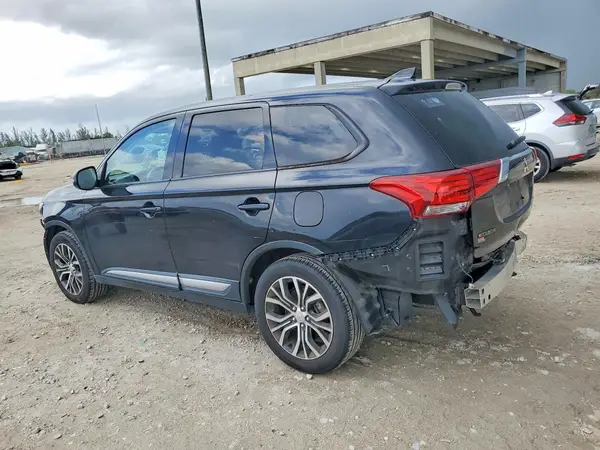 JA4AD3A37JJ001090 2018 MITSUBISHI OUTLANDER - Image 2