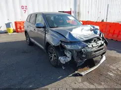 JA4AD3A37JJ004247 2018 MITSUBISHI OUTLANDER