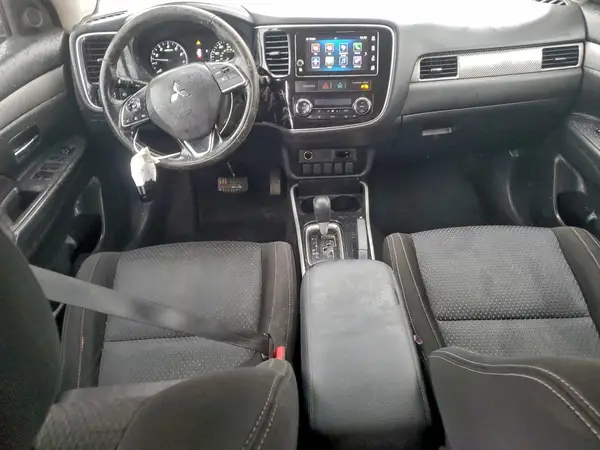 JA4AD3A37JZ001317 2018 MITSUBISHI OUTLANDER - Image 8