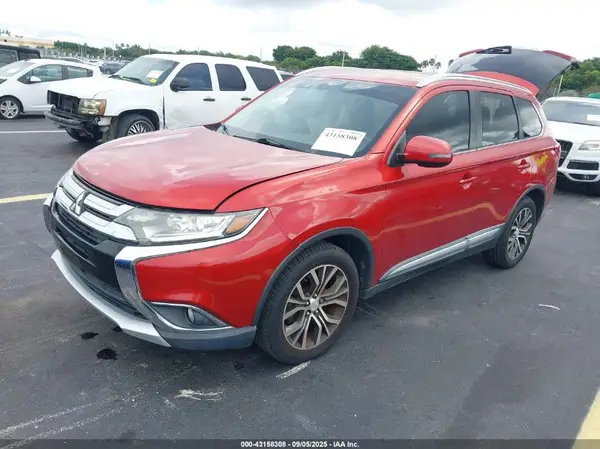 JA4AD3A37JZ011734 2018 MITSUBISHI OUTLANDER - Image 2