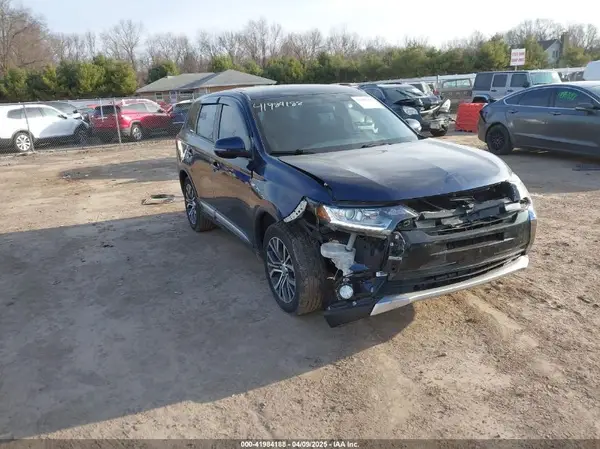 JA4AD3A37JZ021888 2018 MITSUBISHI OUTLANDER - Image 1