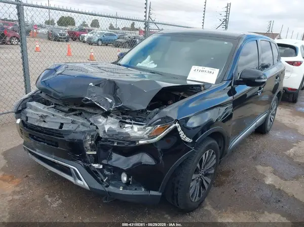 JA4AD3A37KJ001690 2019 MITSUBISHI OUTLANDER - Image 2