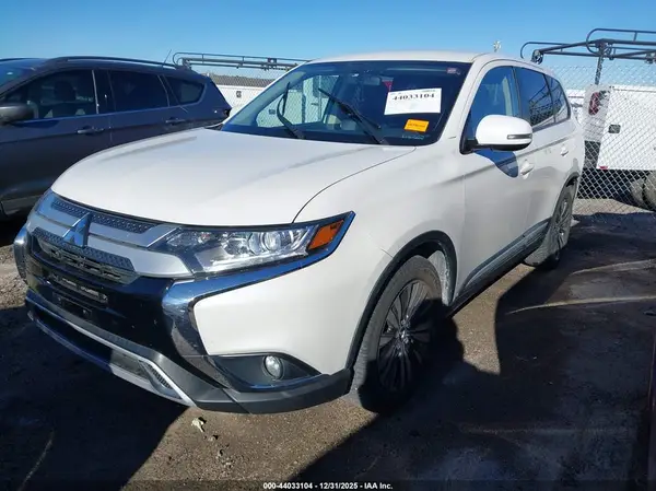 JA4AD3A37KZ007149 2019 MITSUBISHI OUTLANDER - Image 2
