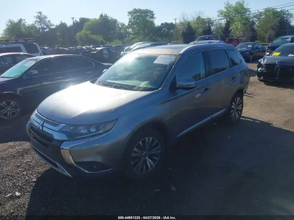 JA4AD3A37KZ014327 2019 MITSUBISHI OUTLANDER - Image 2