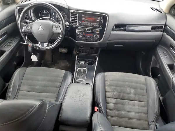 JA4AD3A37KZ028468 2019 MITSUBISHI OUTLANDER - Image 8