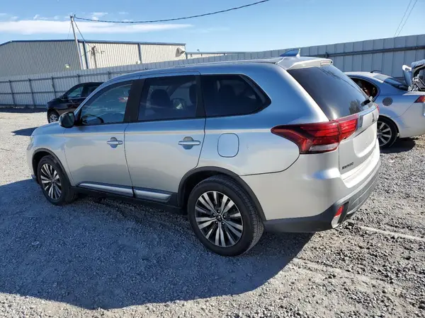 JA4AD3A37KZ042872 2019 MITSUBISHI OUTLANDER - Image 2