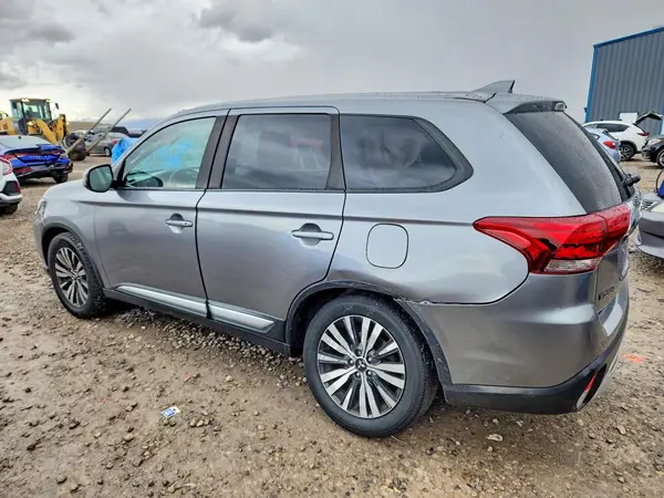 JA4AD3A37KZ042919 2019 MITSUBISHI OUTLANDER - Image 2
