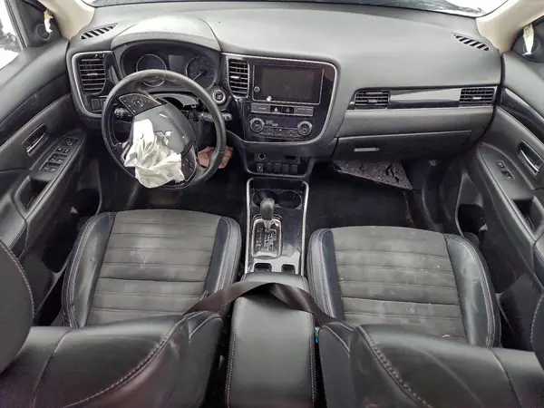 JA4AD3A37KZ044850 2019 MITSUBISHI OUTLANDER - Image 8