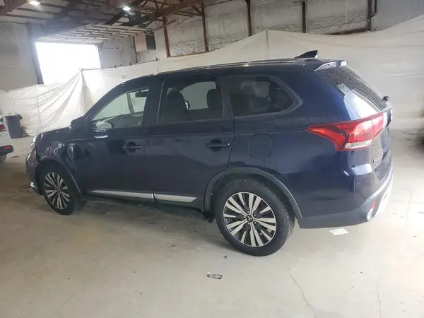 JA4AD3A37KZ045111 2019 MITSUBISHI OUTLANDER - Image 2