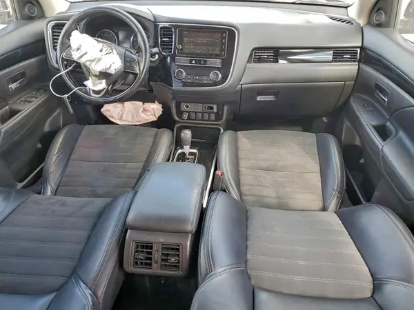 JA4AD3A37KZ046291 2019 MITSUBISHI OUTLANDER - Image 8