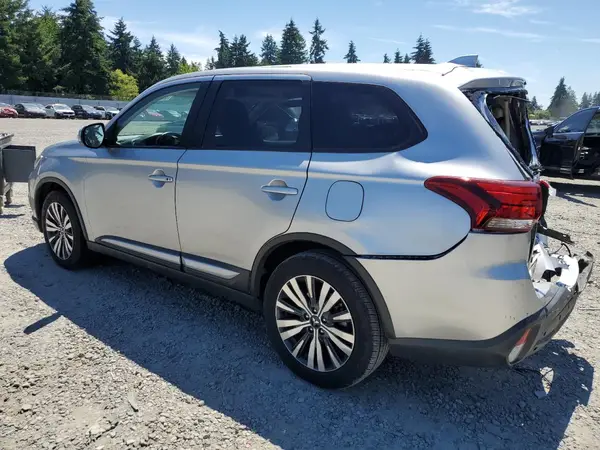 JA4AD3A37KZ049949 2019 MITSUBISHI OUTLANDER - Image 2