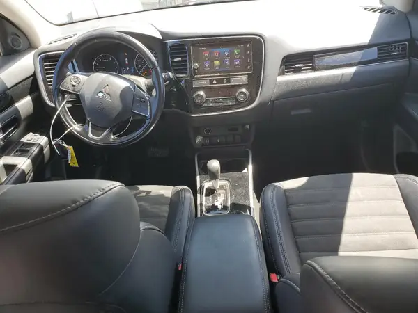 JA4AD3A37KZ049949 2019 MITSUBISHI OUTLANDER - Image 8