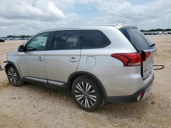 JA4AD3A37KZ051961 2019 MITSUBISHI OUTLANDER - Image 2