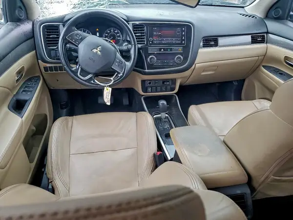 JA4AD3A37KZ052351 2019 MITSUBISHI OUTLANDER - Image 8