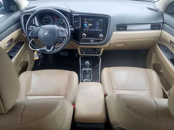 JA4AD3A37LZ012868 2020 MITSUBISHI OUTLANDER - Image 8