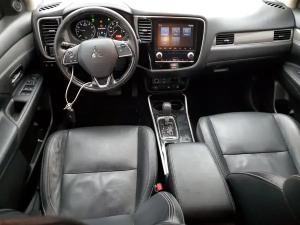JA4AD3A37LZ019626 2020 MITSUBISHI OUTLANDER - Image 8