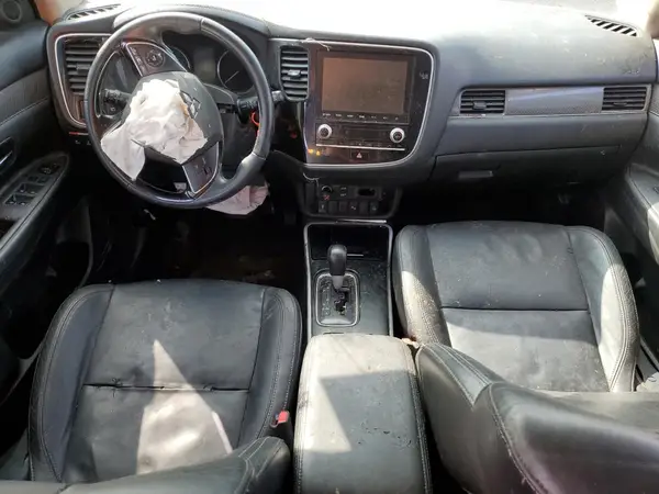 JA4AD3A37LZ021182 2020 MITSUBISHI OUTLANDER - Image 8