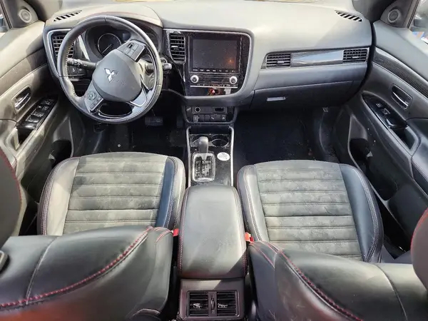 JA4AD3A37LZ022655 2020 MITSUBISHI OUTLANDER - Image 8