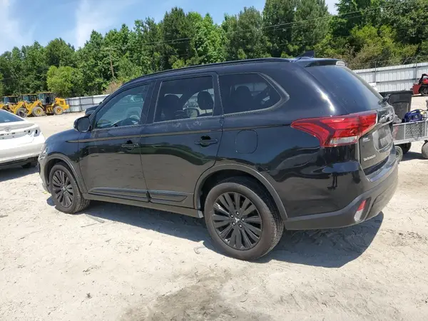 JA4AD3A37LZ028536 2020 MITSUBISHI OUTLANDER - Image 2