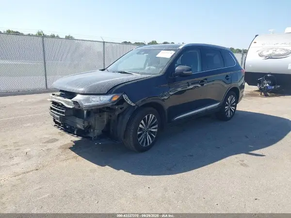 JA4AD3A37LZ029752 2020 MITSUBISHI OUTLANDER - Image 2