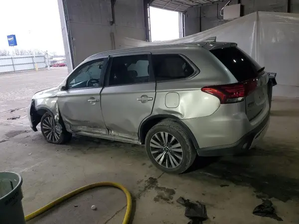 JA4AD3A37LZ030867 2020 MITSUBISHI OUTLANDER - Image 2