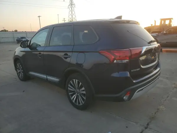 JA4AD3A37LZ039150 2020 MITSUBISHI OUTLANDER - Image 2