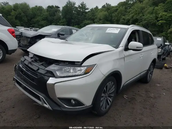 JA4AD3A37LZ040489 2020 MITSUBISHI OUTLANDER - Image 2