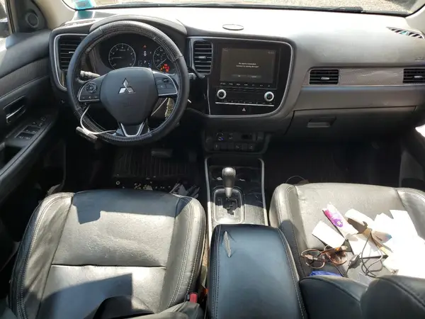 JA4AD3A37LZ040797 2020 MITSUBISHI OUTLANDER - Image 8