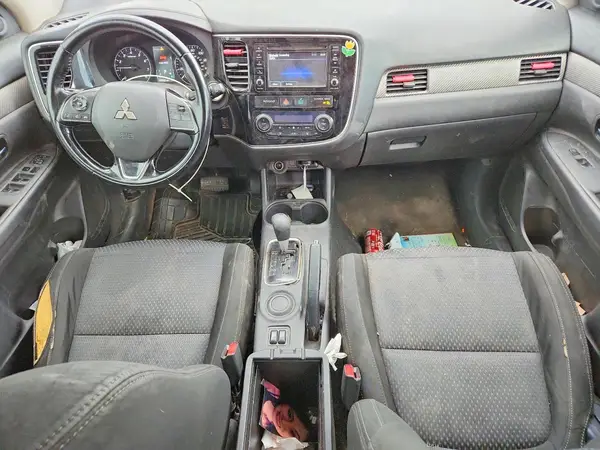 JA4AD3A38GZ001450 2016 MITSUBISHI OUTLANDER - Image 8