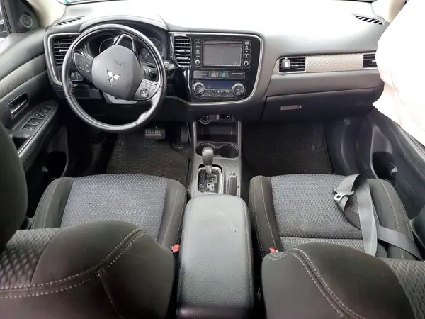 JA4AD3A38GZ005093 2016 MITSUBISHI OUTLANDER - Image 8