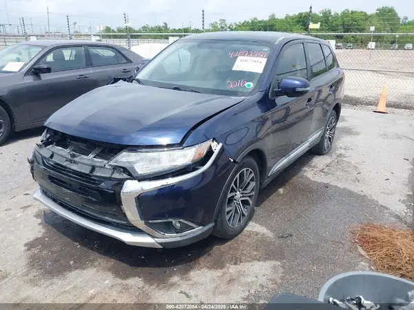JA4AD3A38GZ008897 2016 MITSUBISHI OUTLANDER - Image 2